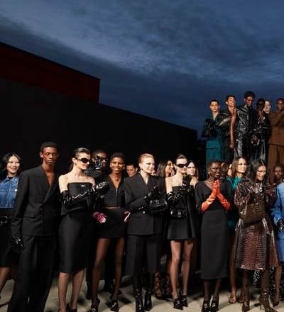 versace-fall-winter-2023-backstage-show-17.jpg