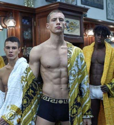 versace-home-2019-1.jpg