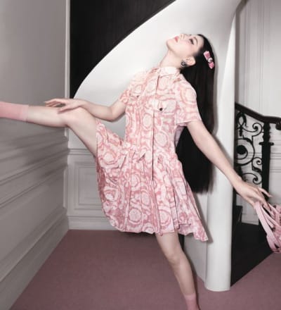 versace-s-s-2024-with-rosy-zhao-8.jpg