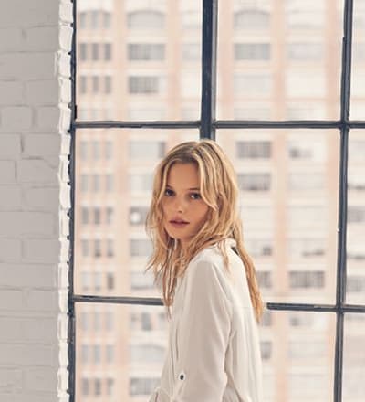 vince-camuto-spring-21-campaign-5.jpg