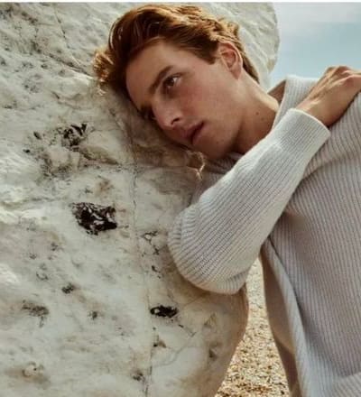 vince-f-w-2025-campaign-10.jpg