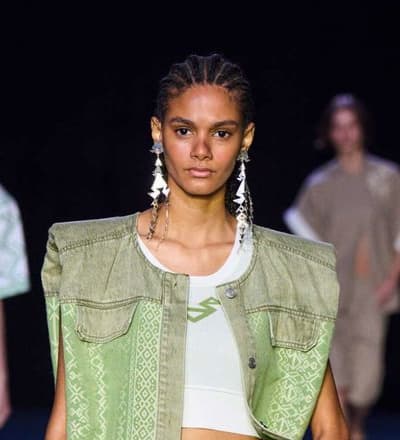 vivienne-tam-s-s-25-show-2.jpg
