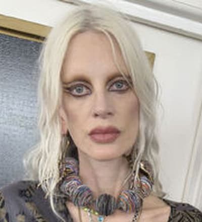 vivienne-westwood-f-w-2024-campaign-12.jpg