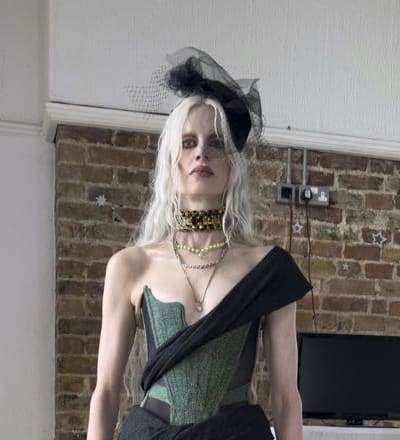 vivienne-westwood-f-w-2024-campaign-19.jpg