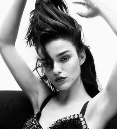 vogue-france-2025-1-30.jpg