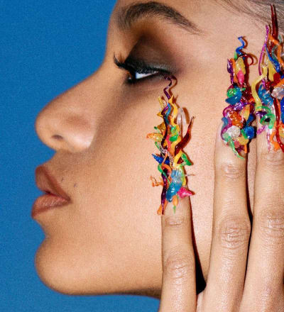 w-magazine-v3-5-the-summer-issue-talk-to-the-hand-8.jpg
