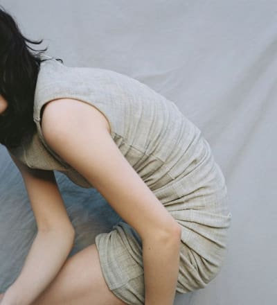 weeping-red-pale-2.jpg