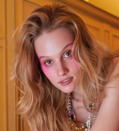 whos-that-girl-6.jpg
