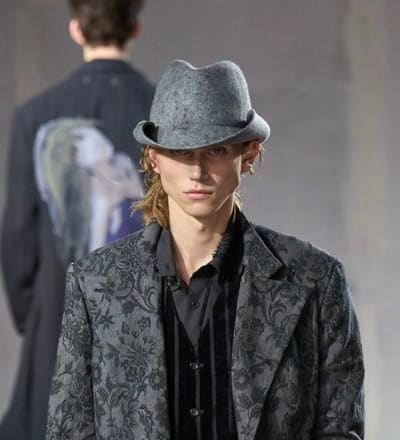 yohji-yamamoto-f-w-24-mens-show-12.jpg