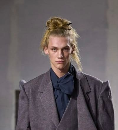 yohji-yamamoto-f-w-24-mens-show-1.jpg