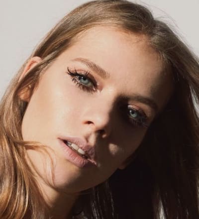 zeynep-arcay-pre-fall-2020-4.jpg