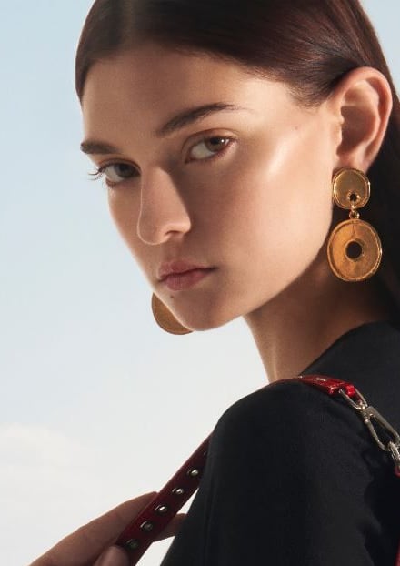 Julia Ratner