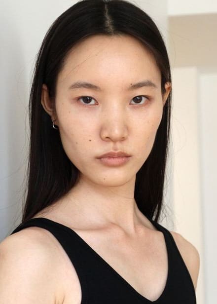 Xinyue Zhang