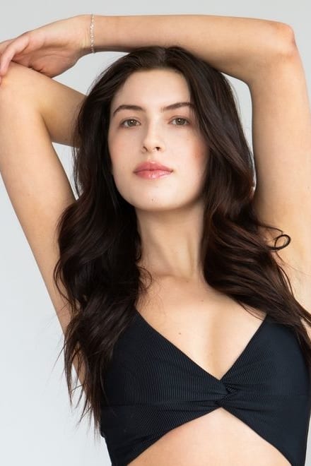 Ella S.