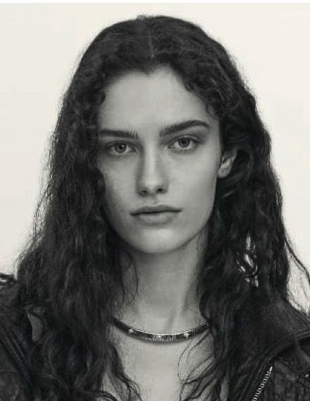 Julia Kuzniar
