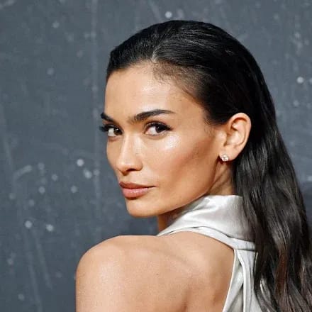 Kelly Gale