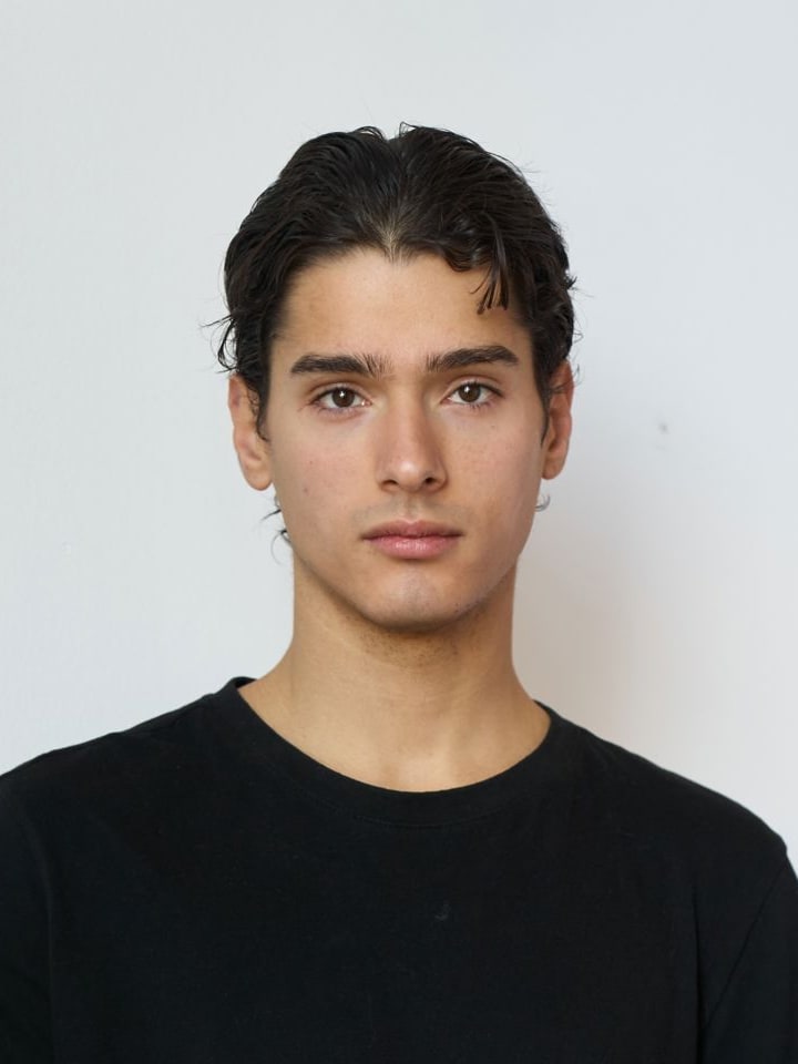 Aidan Stender — portrait