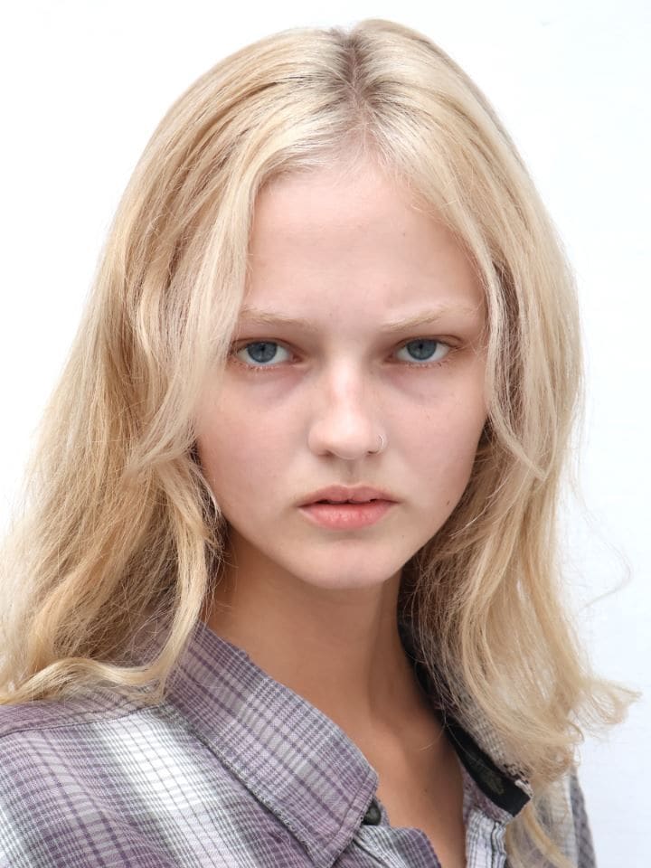 Annaliese Lloyd — portrait