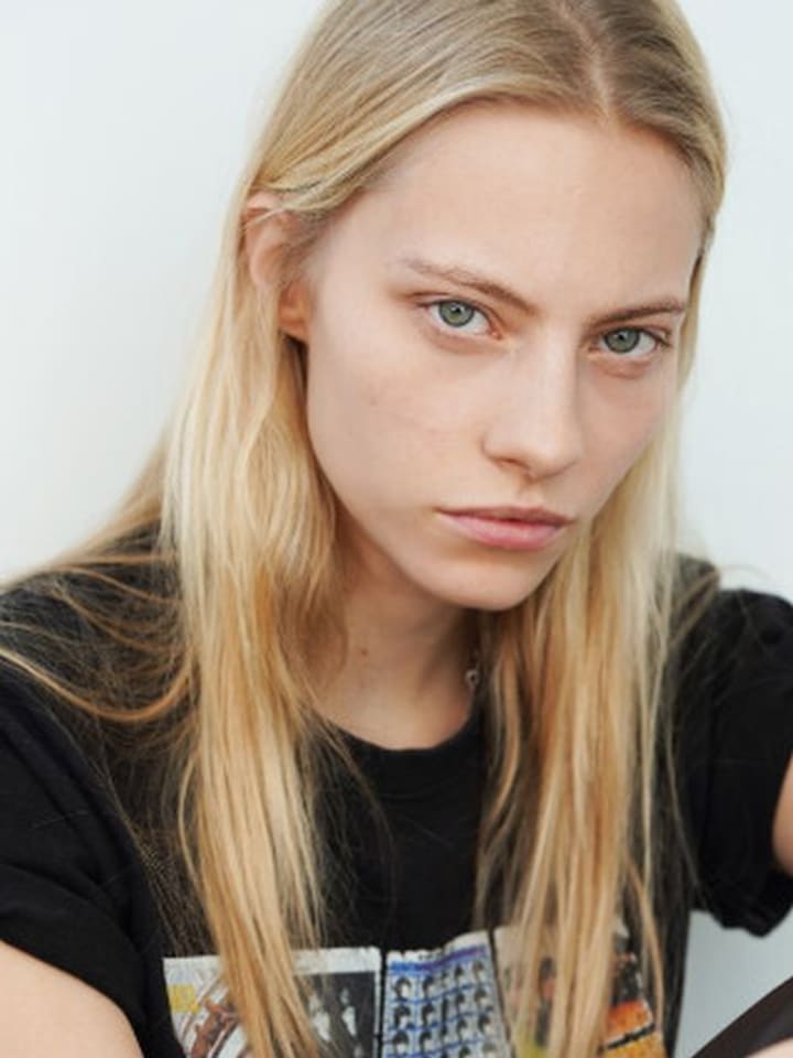 Annie Arnander — portrait