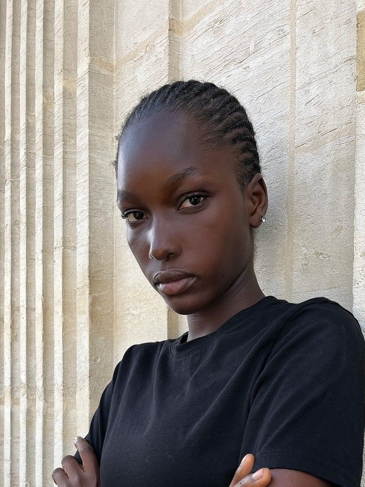 Ben Ilamosi — portrait