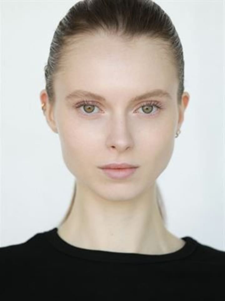 Elina Nikitina — portrait