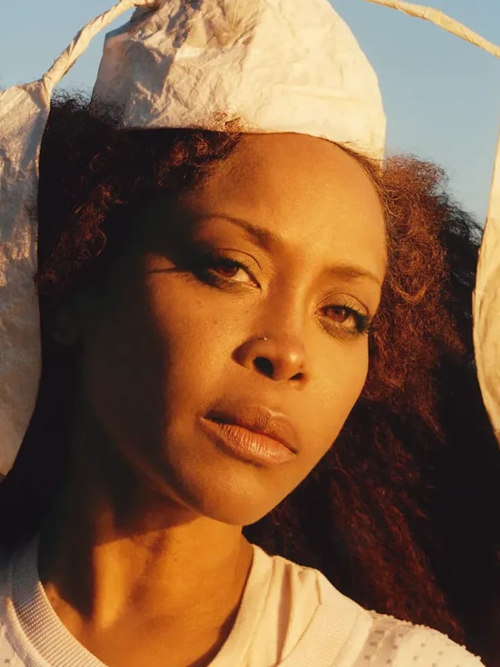 Erykah Badu — portrait
