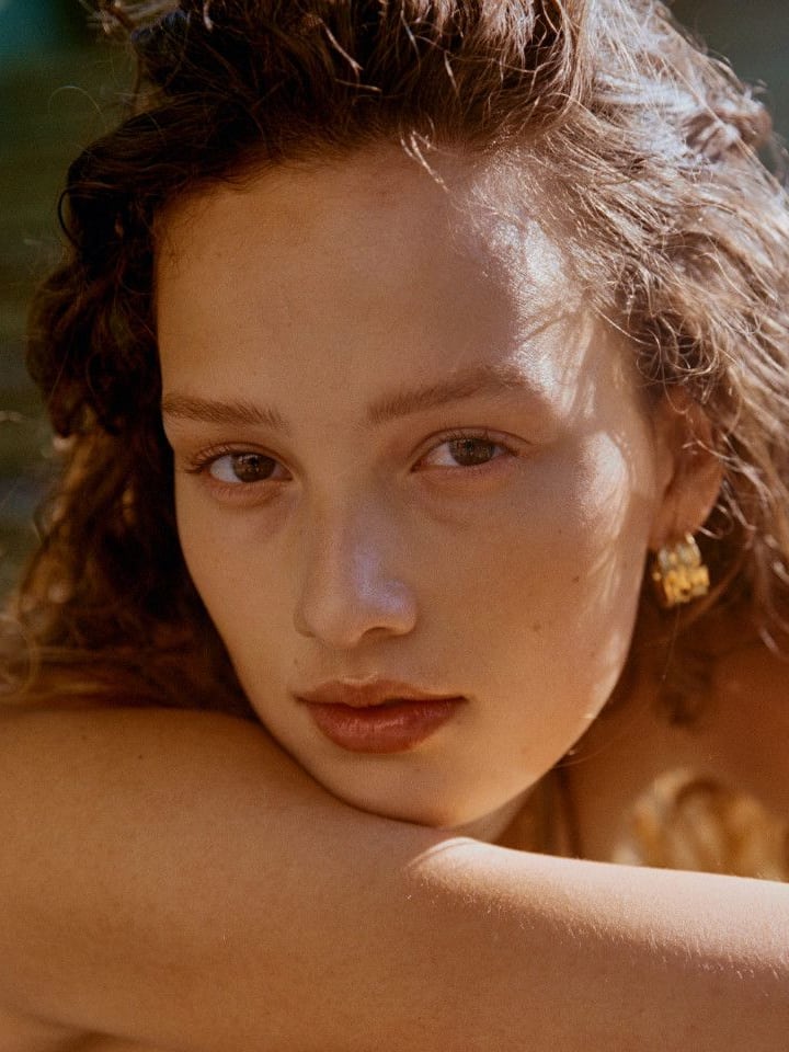 Floortje Van Losser — portrait