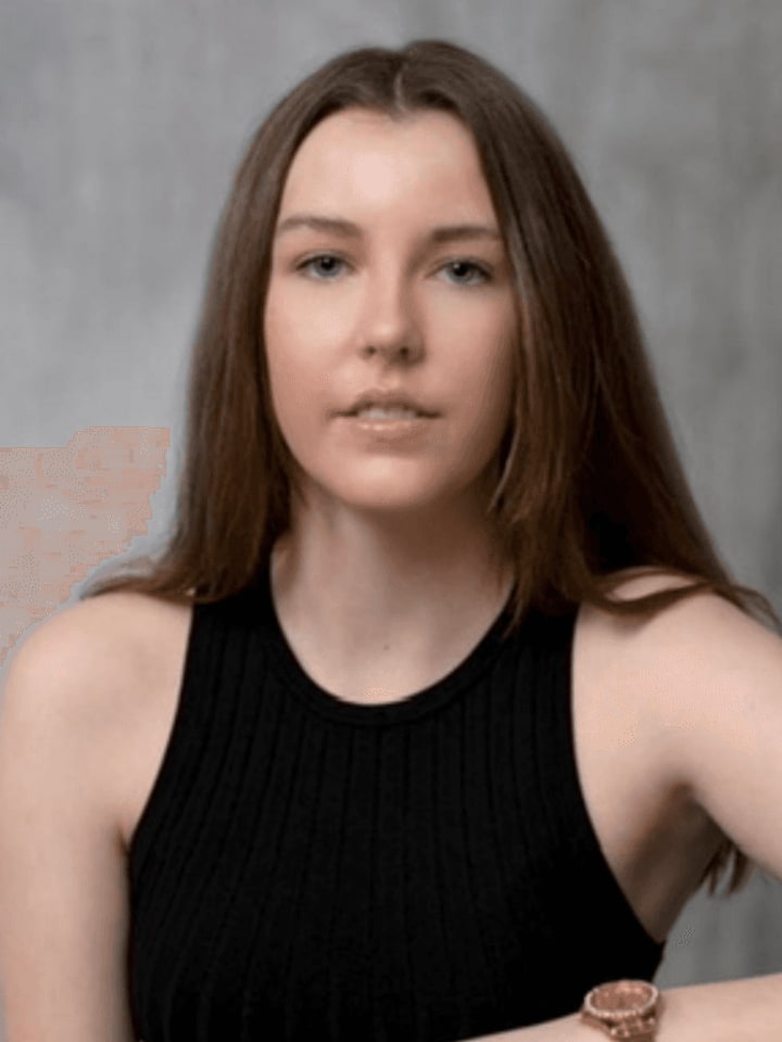 Grace Burns — portrait