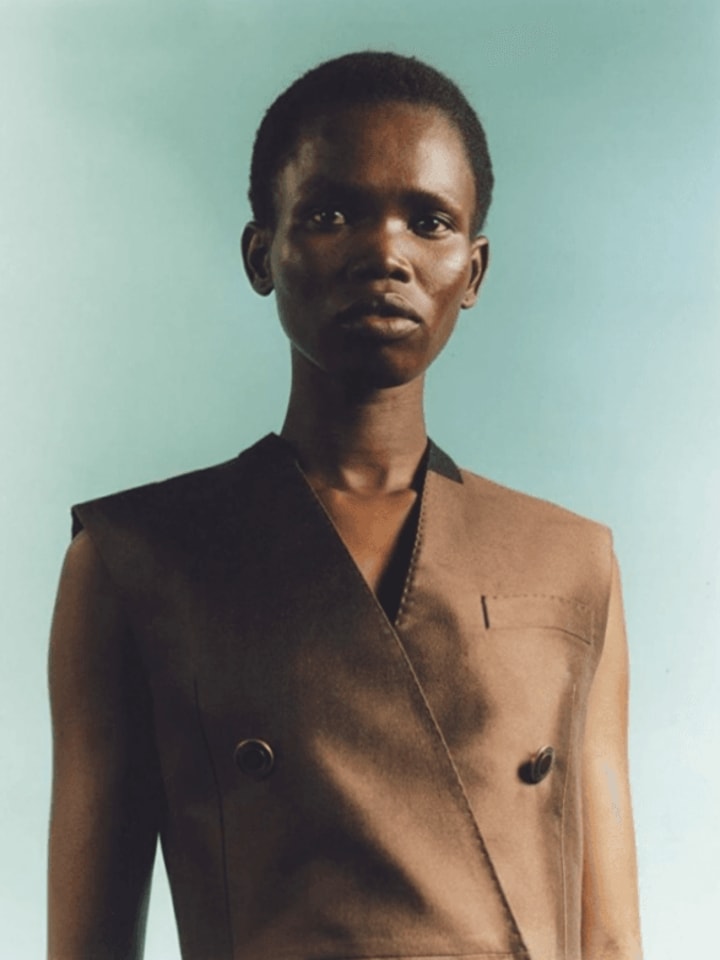 Hakima Athuai — portrait