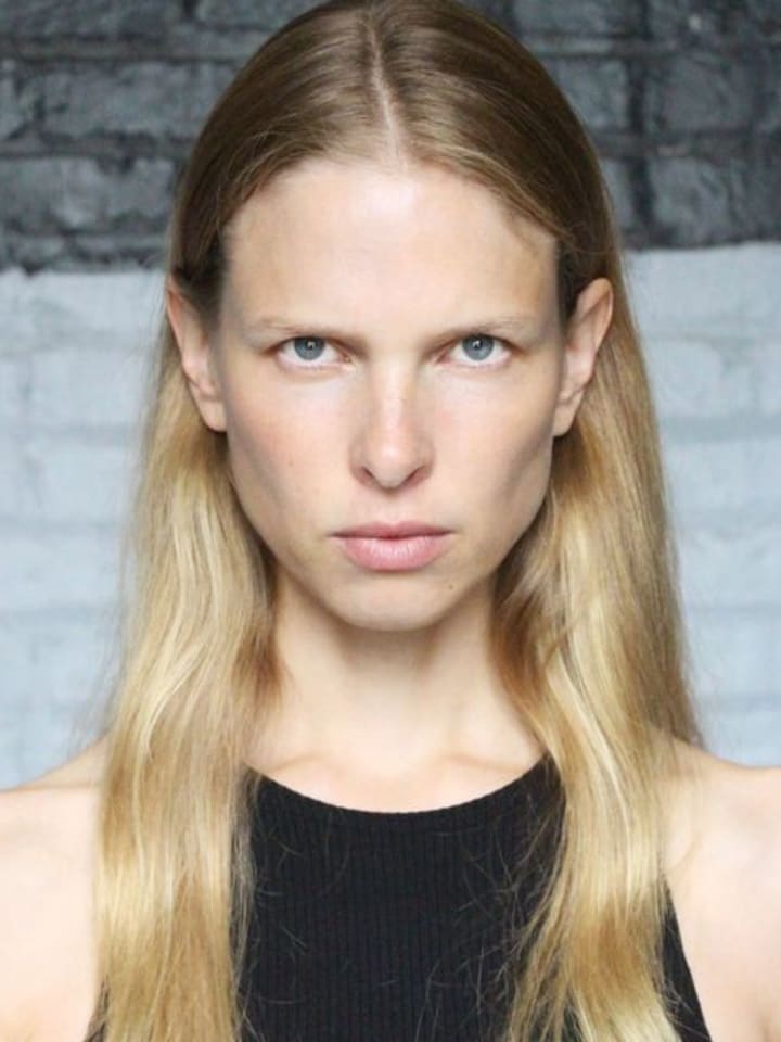 Lina Berg — portrait