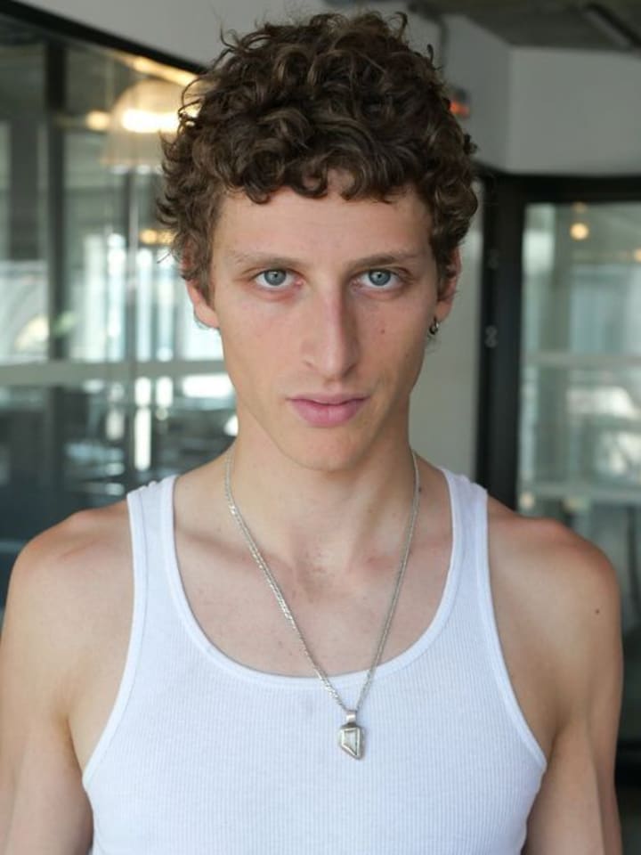 Mateo Garnier — portrait
