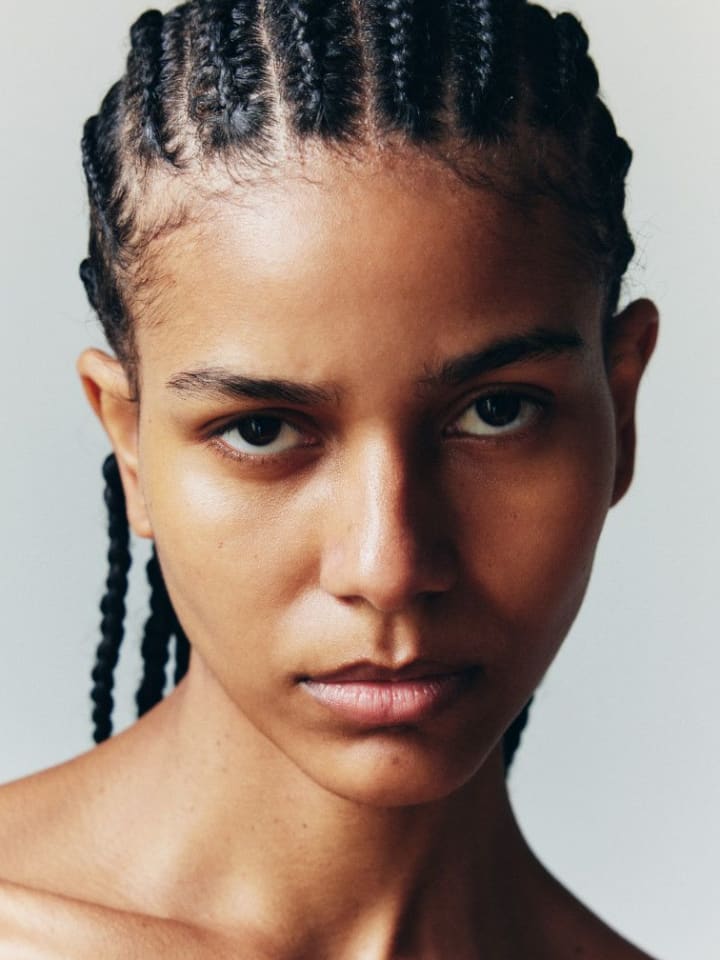 Mavi Sioli — portrait