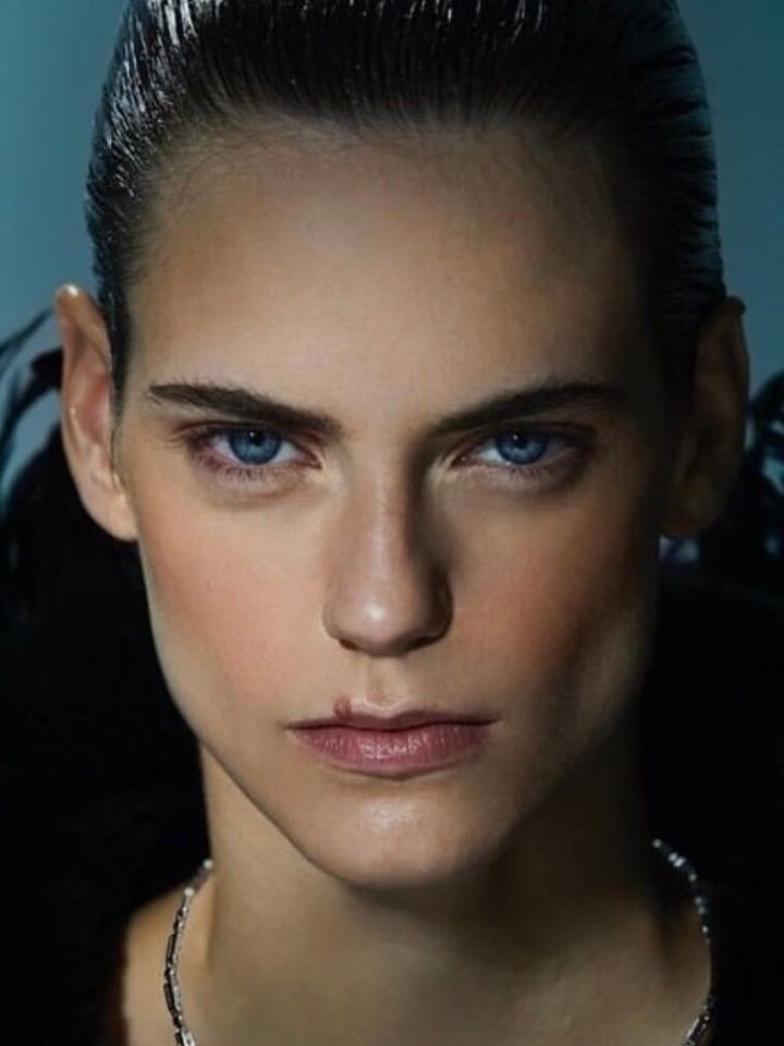 Miriam Sanchez — portrait