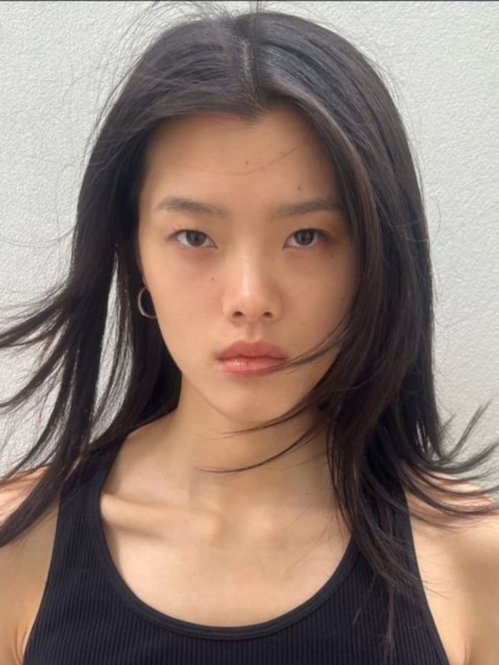Mu Xiangyue — portrait