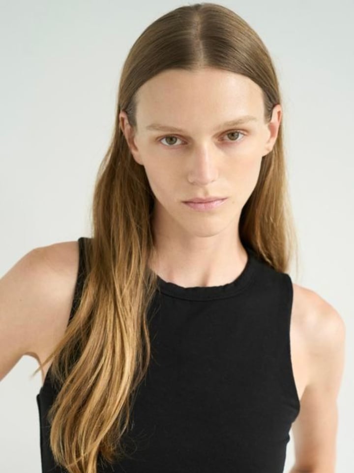 Natalie Ogg — portrait
