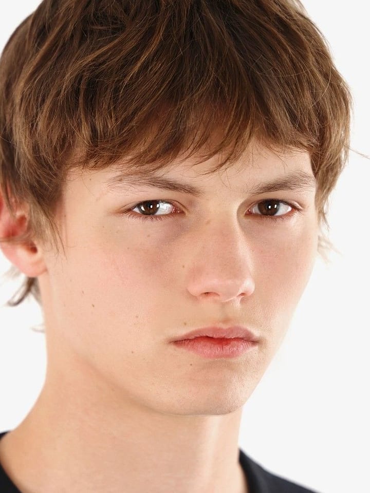 Roman Lenoir — portrait