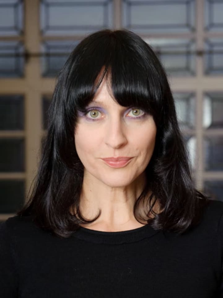 Susie Bick Cave — portrait