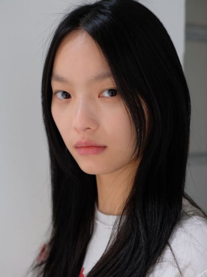 Yi Pang — portrait