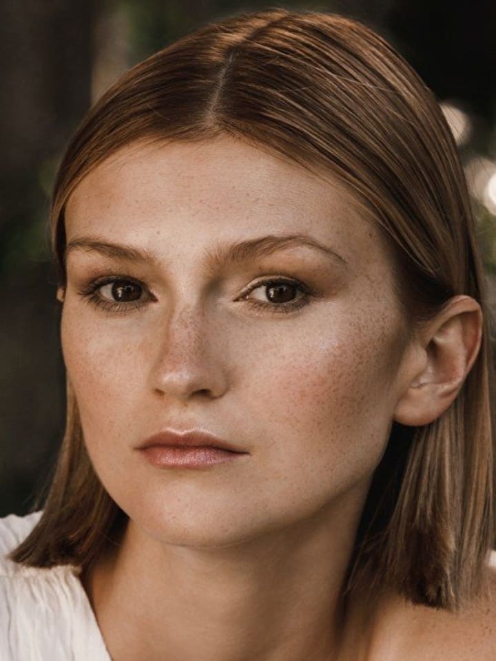 Anastasiia Sapozhnikova — portrait