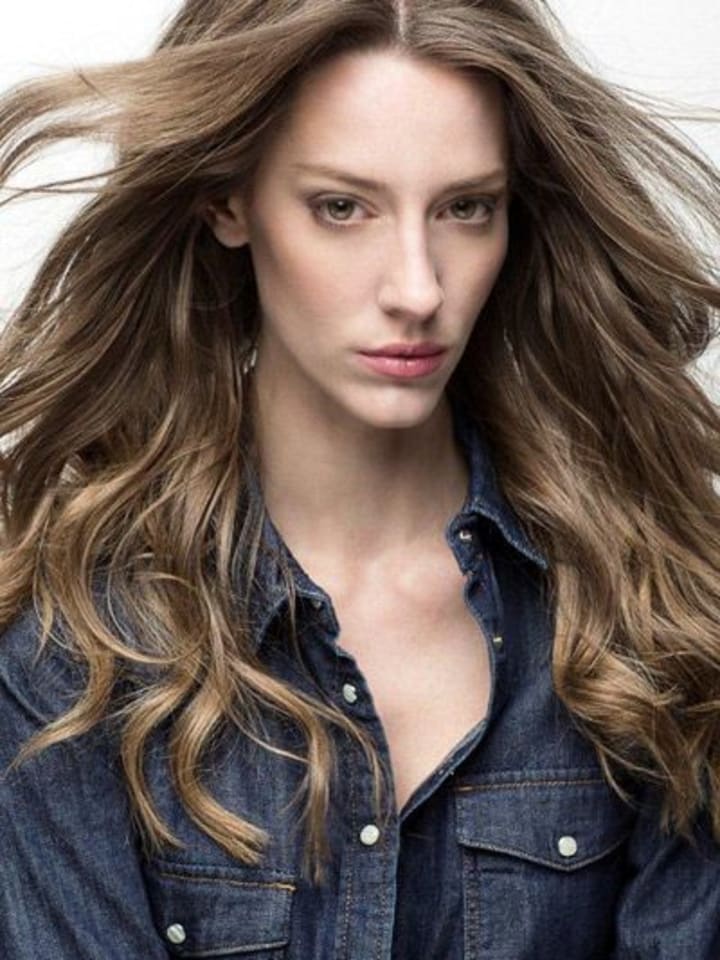 Angela Hawes — portrait