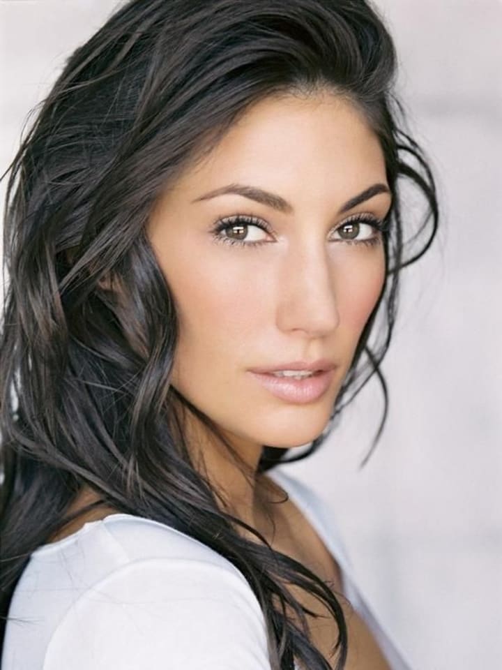 Breanne Loveland — portrait