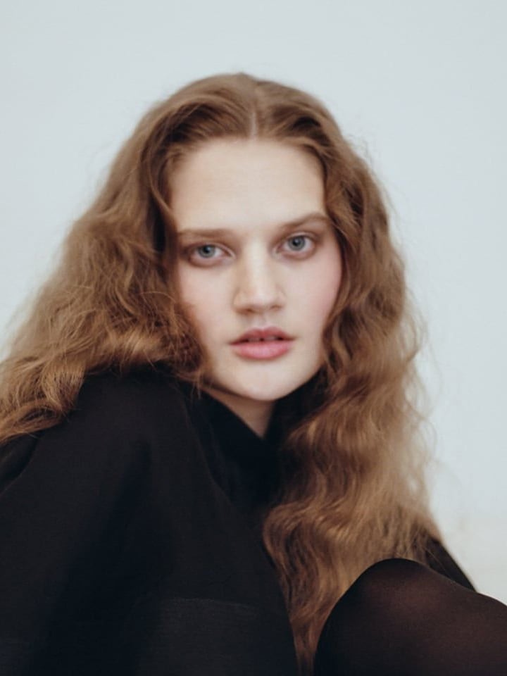 Callie Dixon — portrait