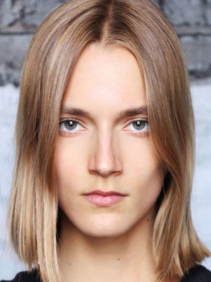 Chloe Lambert — portrait