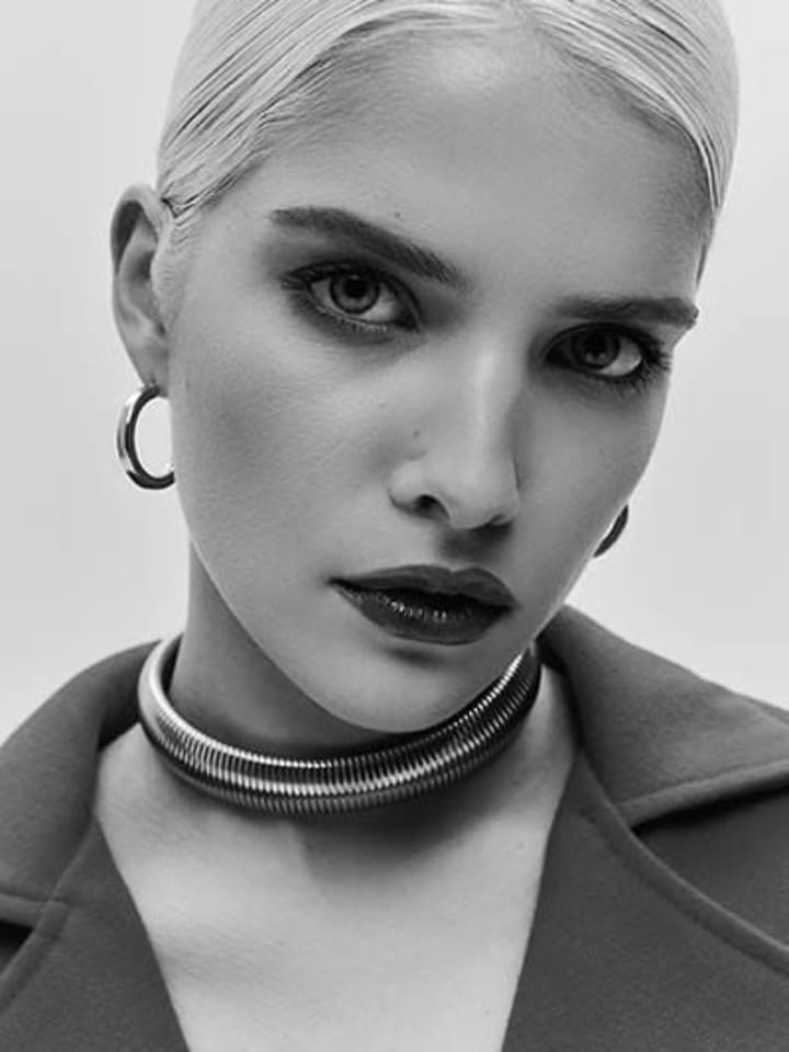 Diana N — portrait