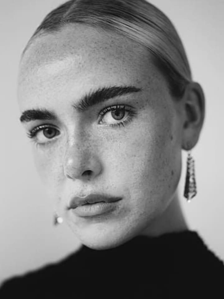 Evie — portrait