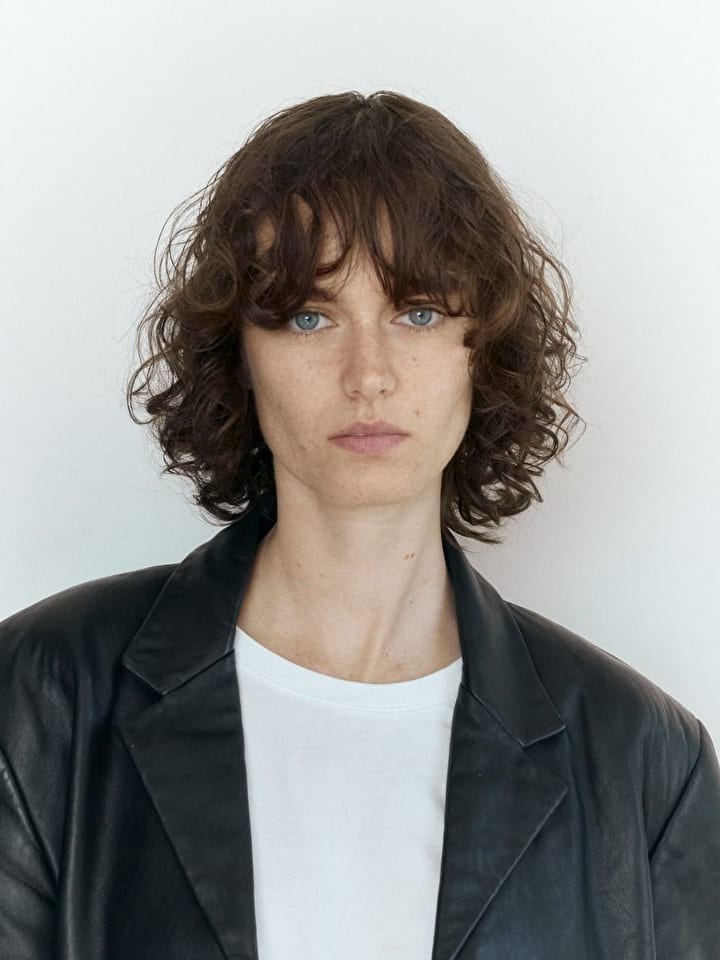 Hannah Claverie — portrait