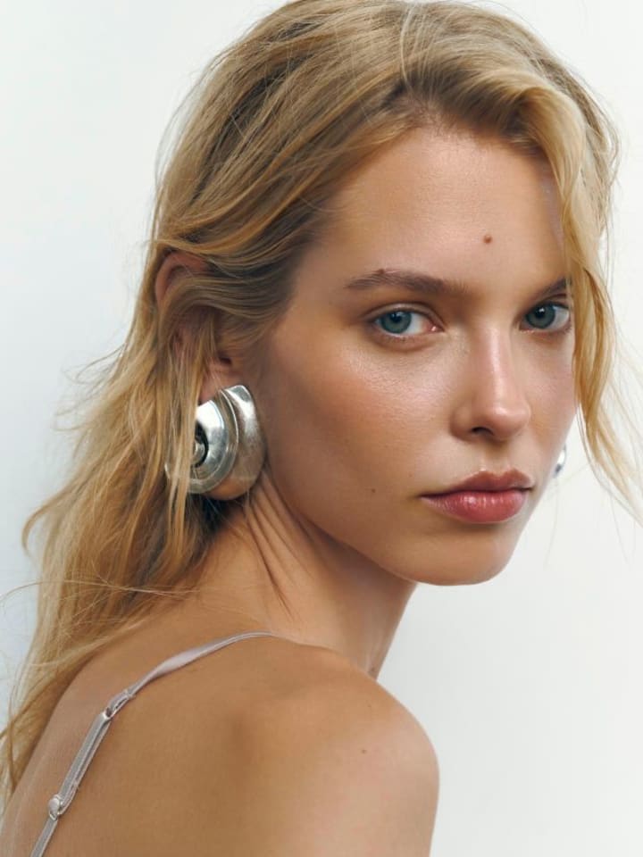 Karolina Warzecha — portrait