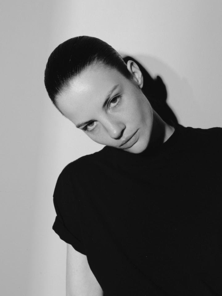 Kimi W — portrait