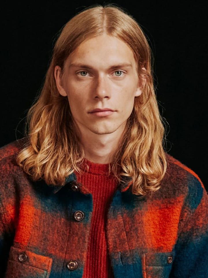 Kit Warrington — portrait