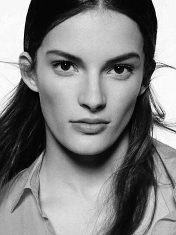 Nadine M — portrait